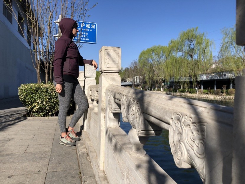 black diamond first light hybrid hoody for women - hanging out on a chilly spring day in the first light is downright...