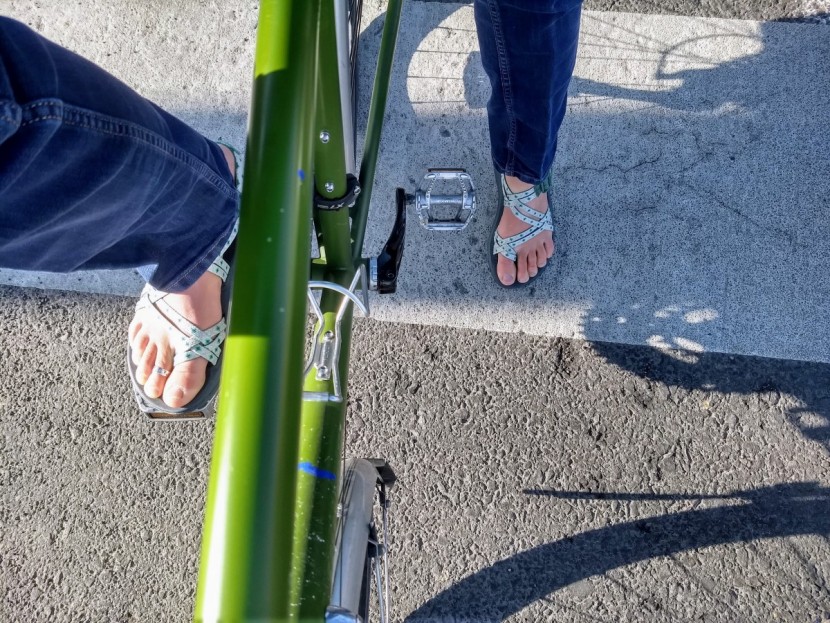 chaco z/volv x2 for women - biking around town is no problem in these models, thanks to their...