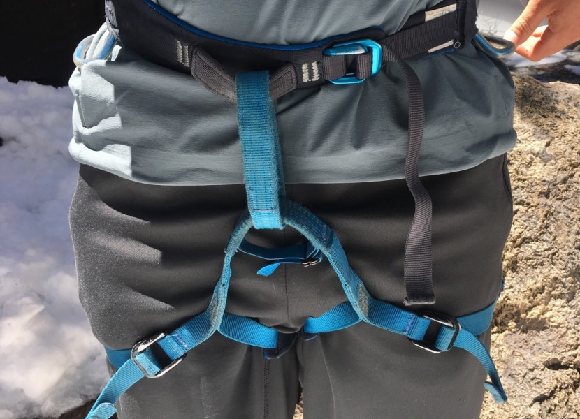 arc'teryx sigma sl anorak - the hemlock keeps the jacket securely in place under the harness.