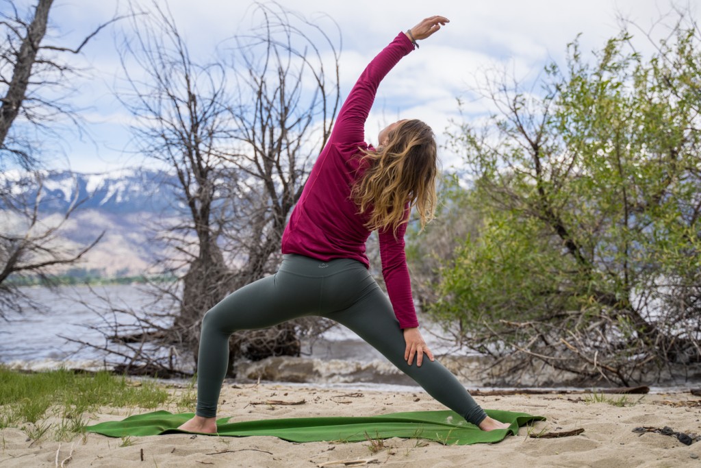 Beyond Yoga Caught in the Midi High-Waisted Review