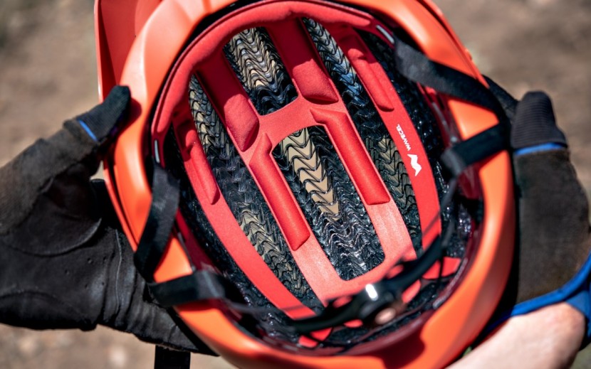 bontrager blaze wavecel - looking inside the blaze, you can see the unique wavecel structure.