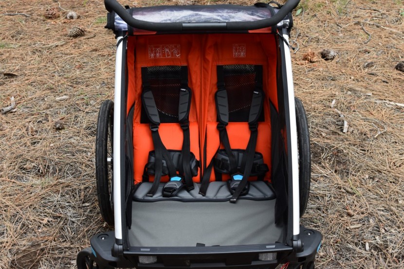 thule chariot cross 2 - along with individually reclining seats, the cross sports padding on...