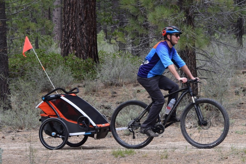 thule chariot cross 2 - this trailer performs well off-road due to its large wheels...