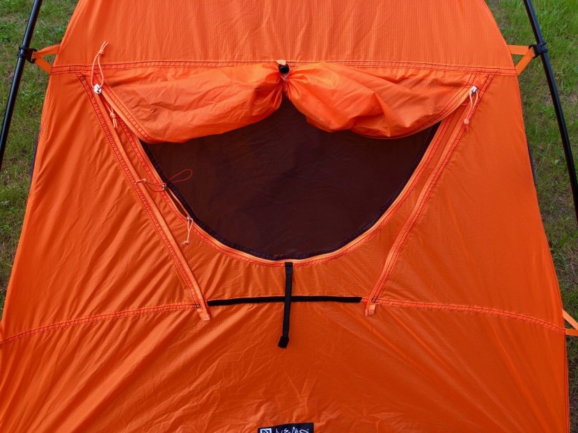 nemo tenshi - a view of the back &quot;half&quot; door on this model. we liked this feature...