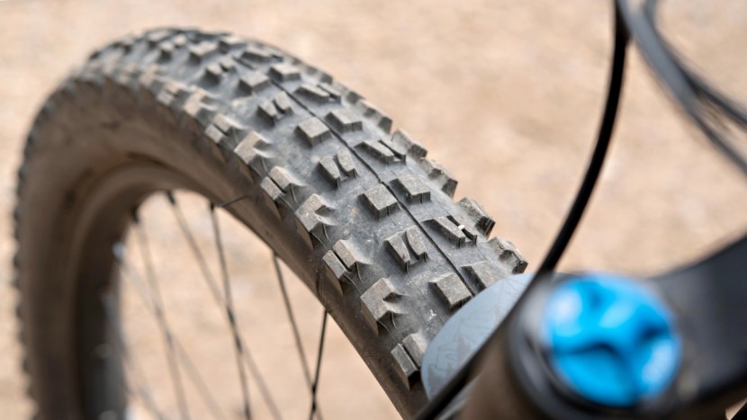 you can't go wrong with the proven performance of the maxis minion...