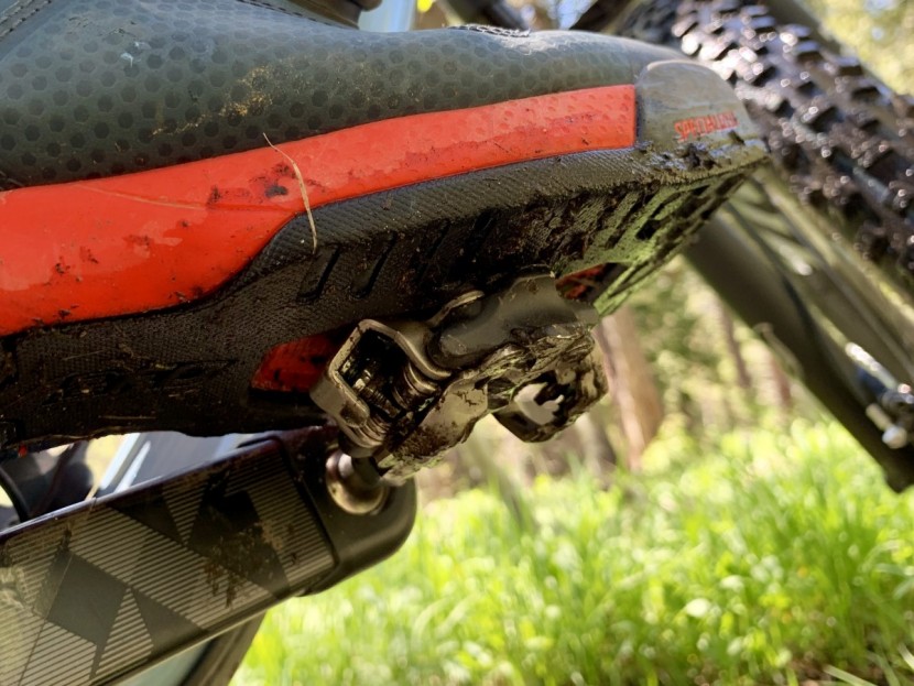 shimano xtr m9100 race - significantly more contact with the sole of the shoe results in...