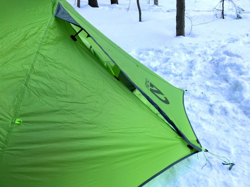 nemo dragonfly 2 - the fly runs nice and low to the ground. the strut is propped open...