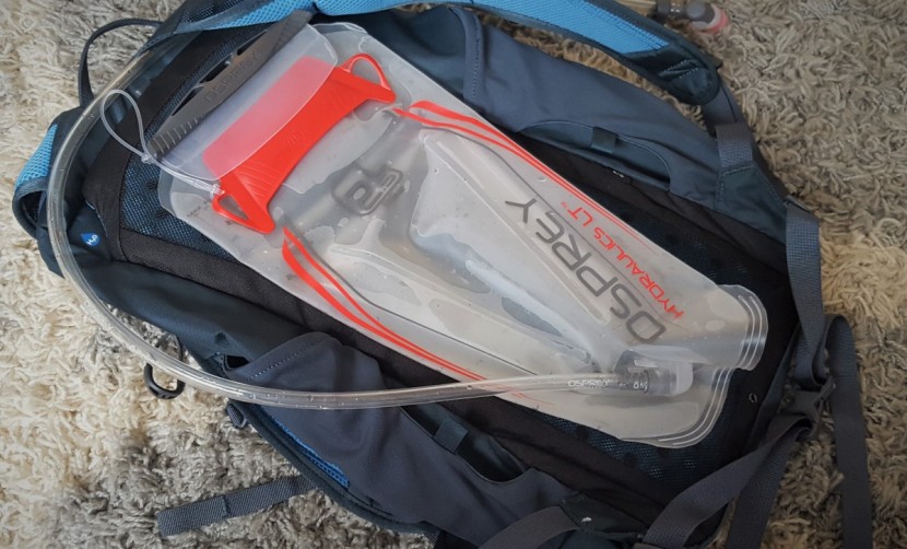 osprey skarab 18 - the osprey hydraulics lt hydration system is a high-quality performer.