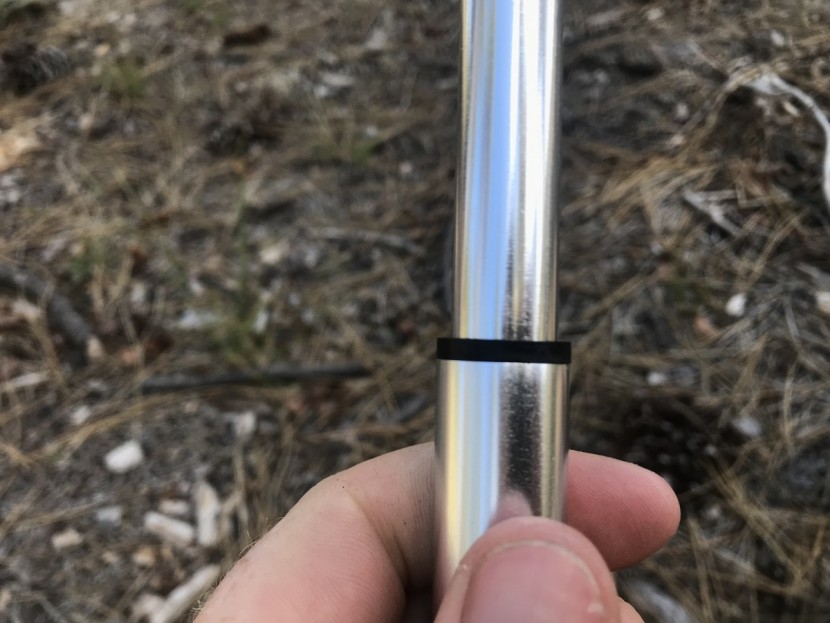 portland design works ninja - this model has a small magnet between the handle and the pump head...