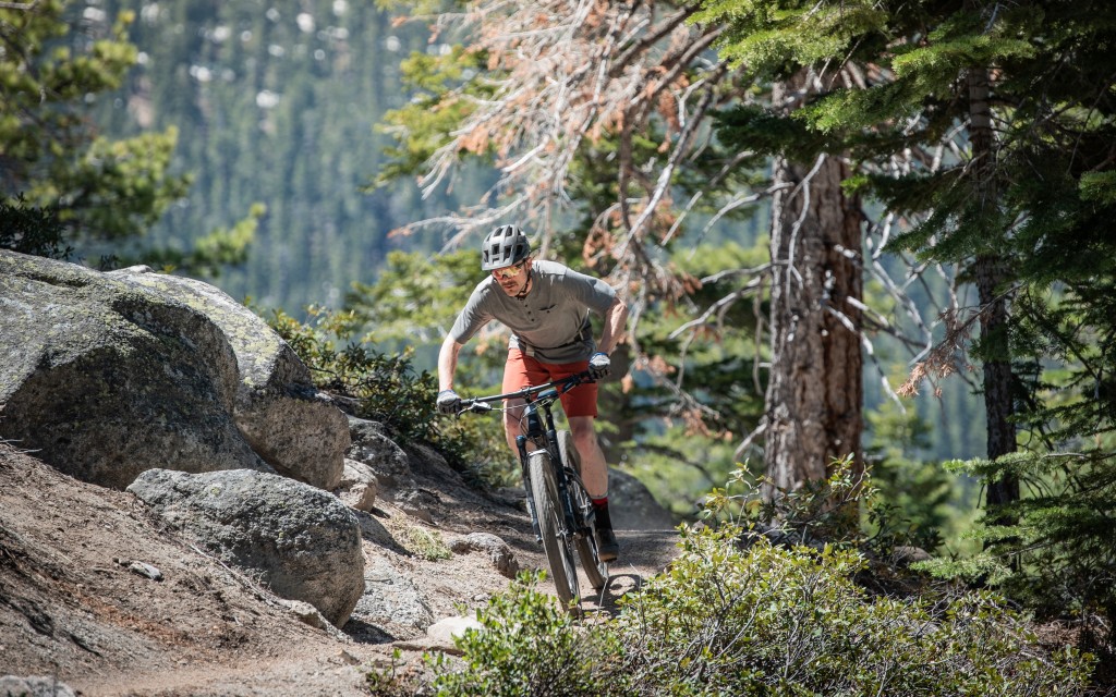 canyon neuron cf 8.0 - the neuron does very well on moderate rolling terrain, it carries...