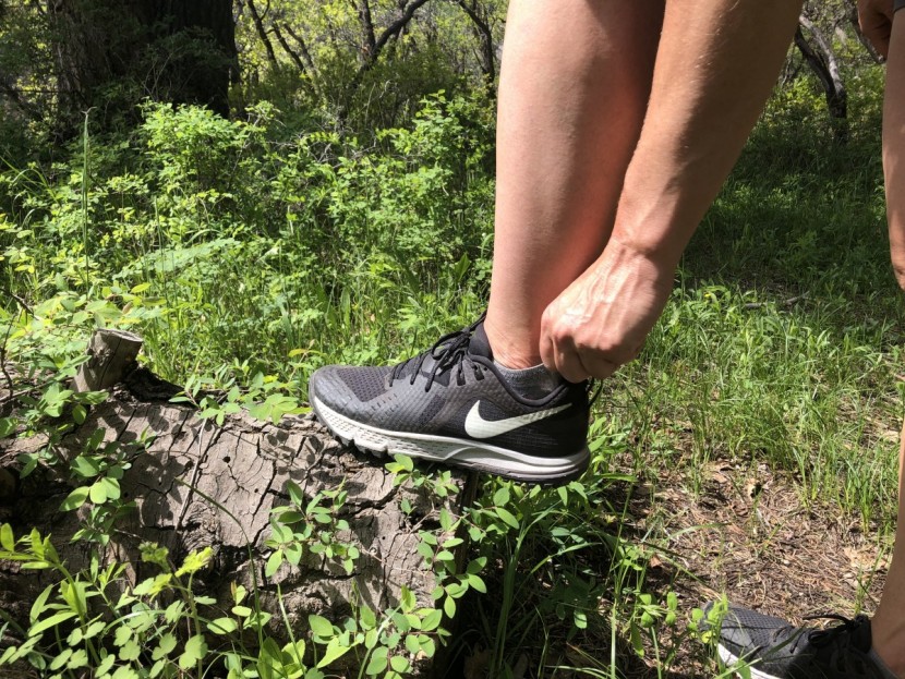 smartwool phd run ultra light micro - here we stop to adjust the smartwool phd elite on a hot, sweaty day...