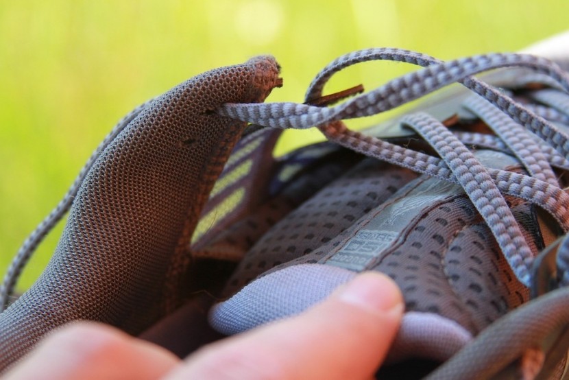 saucony peregrine iso for women - a look at the "wing-tipped" lacing system that offers great...