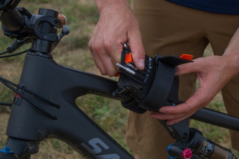 blackburn switch wrap - the tool kit can be tough to get in and out of a fully loaded wrap.