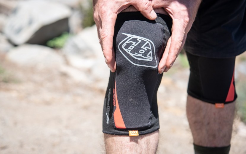 新品 Troy Lee Designs SPEED KNEE SLEEVE Speed Pro Knee Sleeves Solid Black – Troy Lee Designs
