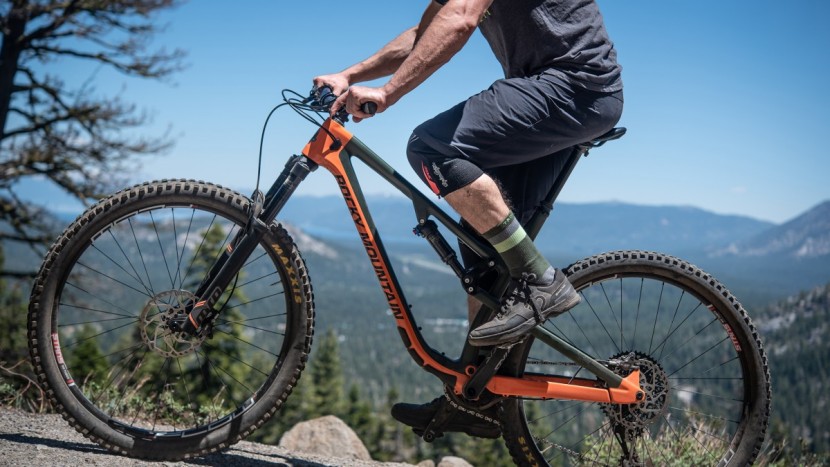 Troy Lee Designs Speed Knee Sleeve Review | Tested