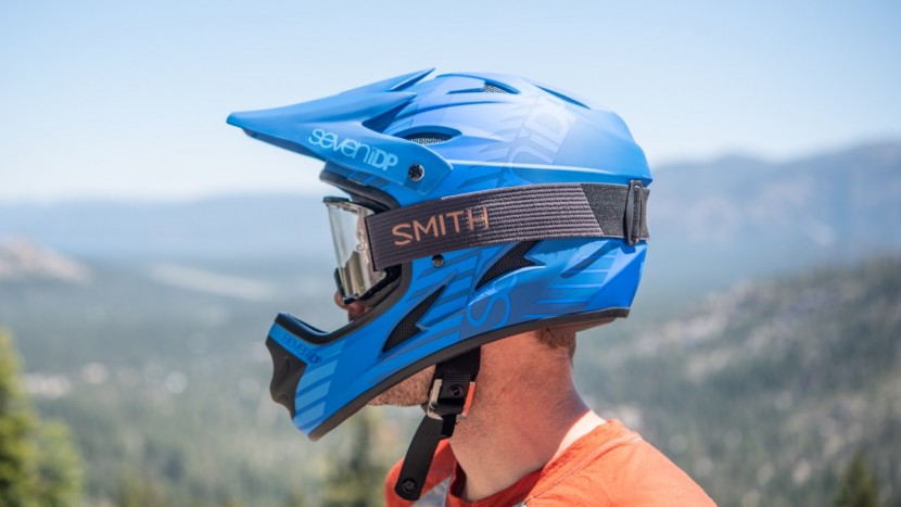 7protection m1 - the m1 has nice coverage and a chin bar that protrudes a nice...