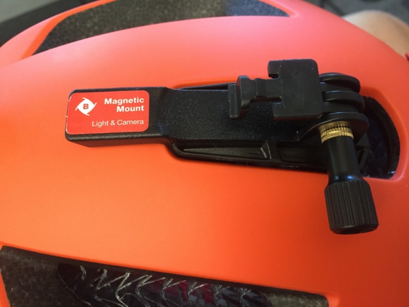bontrager blaze wavecel - the magnetic camera and light mount is quick and easy to install and...