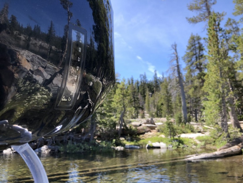 advanced elements summer - a temperature gauge makes it easy to see when your water is the...