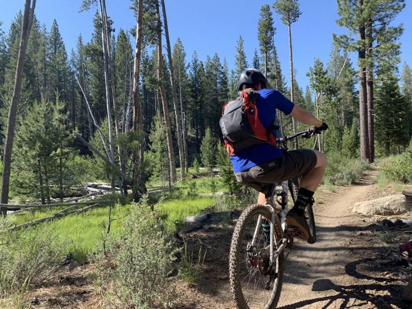 five ten sleuth - wheelie master james giving the sleuth a one wheeled workout