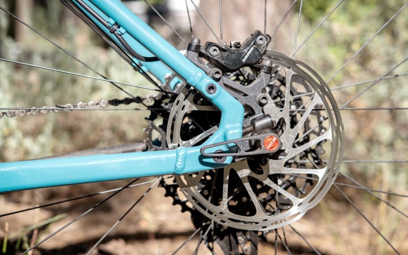 here you can see the adjustable dropout. the black portion can be...