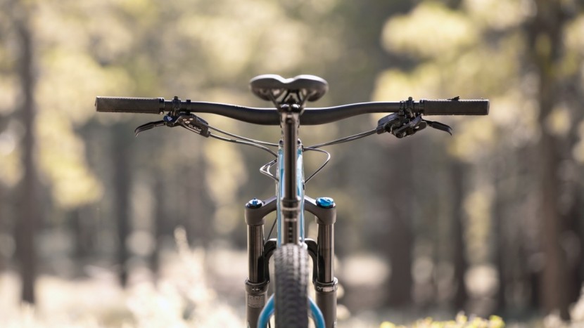 the chameleon has a comfortable and well-appointed cockpit setup.