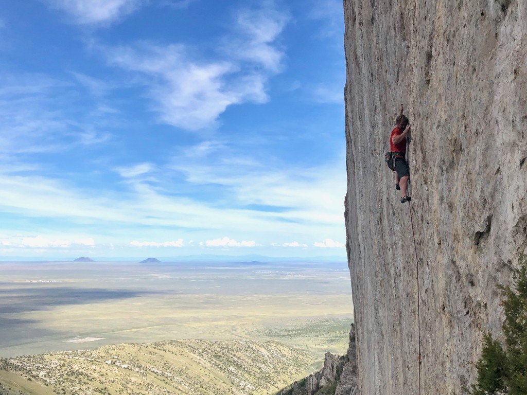 petzl spirit express - for onsight attempts on sport climbs at your limits, petzl spirit...