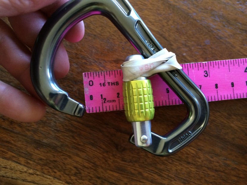 dmm rhino - we measured the amount of gate clearance at 2.2 cm, making it one of...