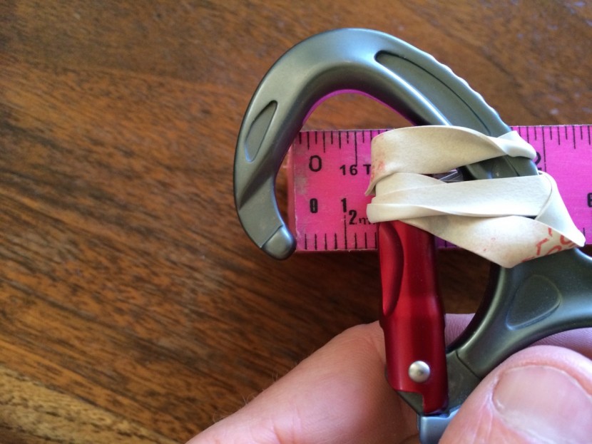 mad rock gemini - we measured the gate clearance for both sides of this locker (bottom...