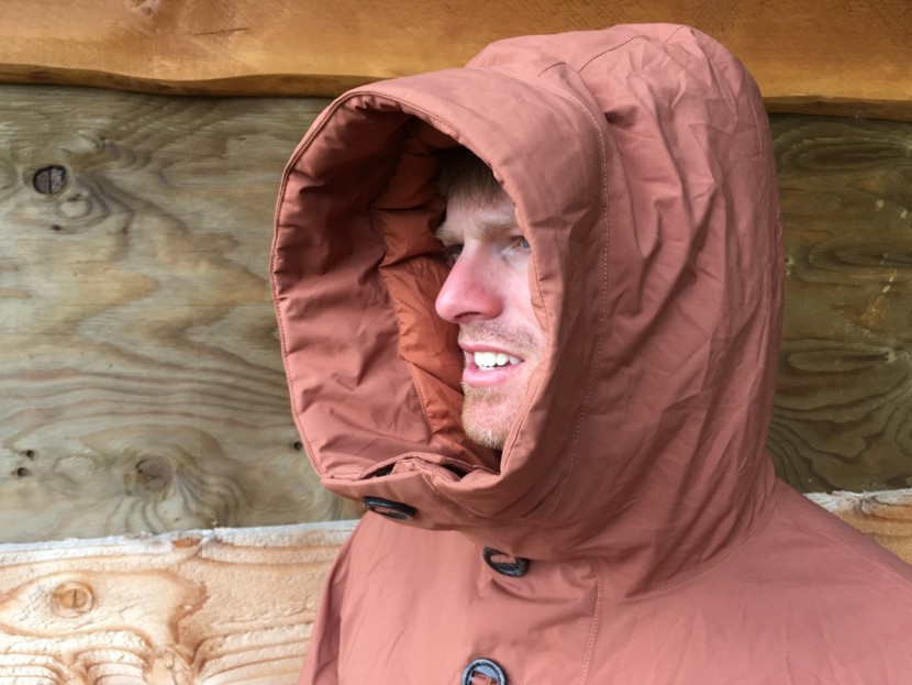patagonia frozen range - patagonia's "snorkel" hood design defends the face from wind, rain...