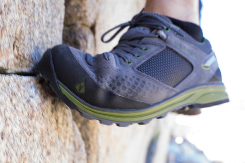 vasque grand traverse - these comfortable shoes don&#039;t edge as well as stiff shoes.