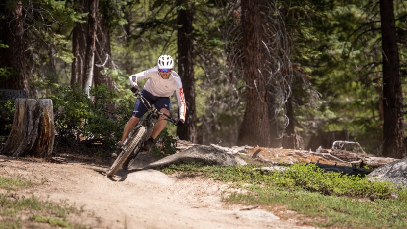 yt decoy cf pro - e-bikes make climbing half the fun, the decoy easily whisks you back...