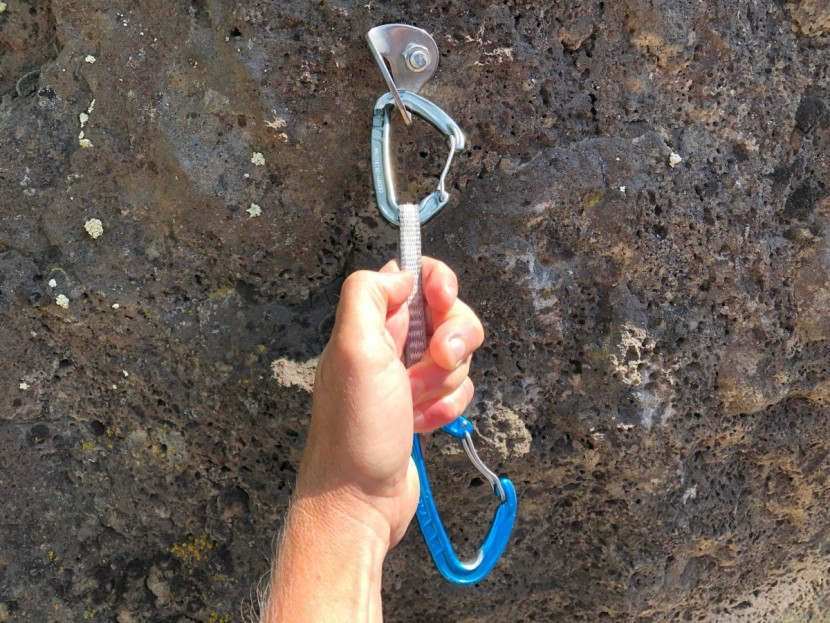 trango phase quickdraw - the sling on this draw is an 11mm low bulk sling, and is not exactly...