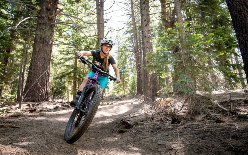 specialized stumpjumper comp carbon 27.5 12-speed for women - it&#039;s slacker and longer than the other bikes in this test, but it...