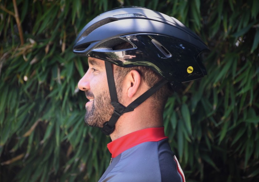 with fewer vents than most other helmets, the evade struggles a bit...