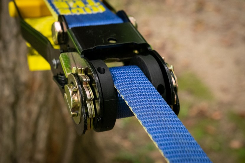 gibbon flowline - plastic buffers keep the one-inch webbing contained in the ratchet...