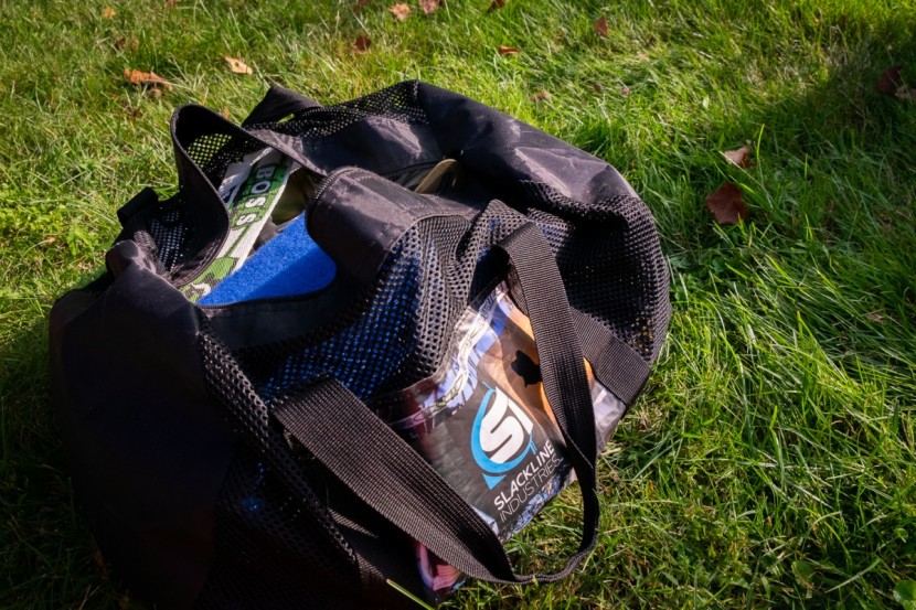 slackline industries boss line kit - the zippered carrying bag that comes with this kit is good quality...