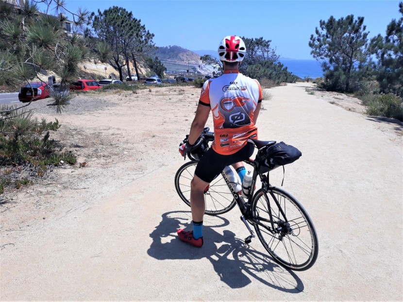 fizik r1 infinito - there&#039;s nothing like tearing along the coast in a fast, sleek shoe...