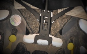 giro foray mips - the synthe's roc loc 5 fit system has a small tab system that can...
