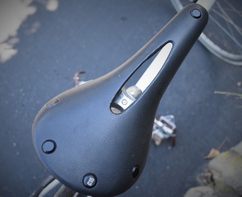 Brooks England Cambium C15 Carved All-Weather Review | Tested