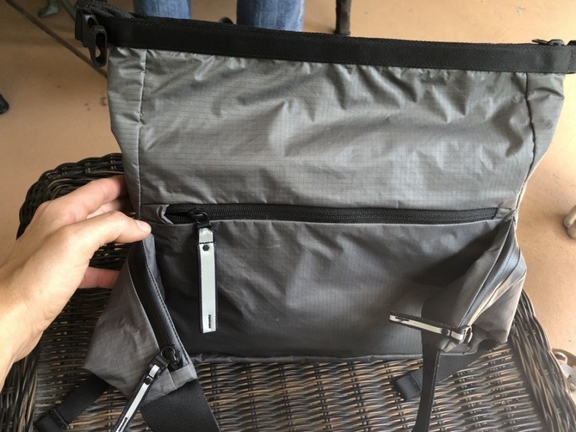 timbuk2 mission sling - simple and straightforward, the mission sling offers a rear zipper...