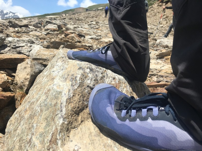 merrell vapor glove 4 for women - the vapor glove 4 is a nimble, agile, lightweight minimalist shoe.