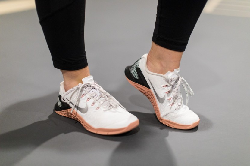 nike metcon 4 for women - these shoes give the athlete sensitivity in combination with...