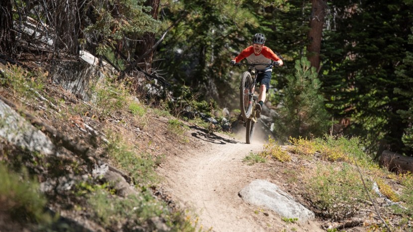 santa cruz hightower cc xo1 - the hightower definitely wakes up a bit at speed. we wouldn&#039;t...