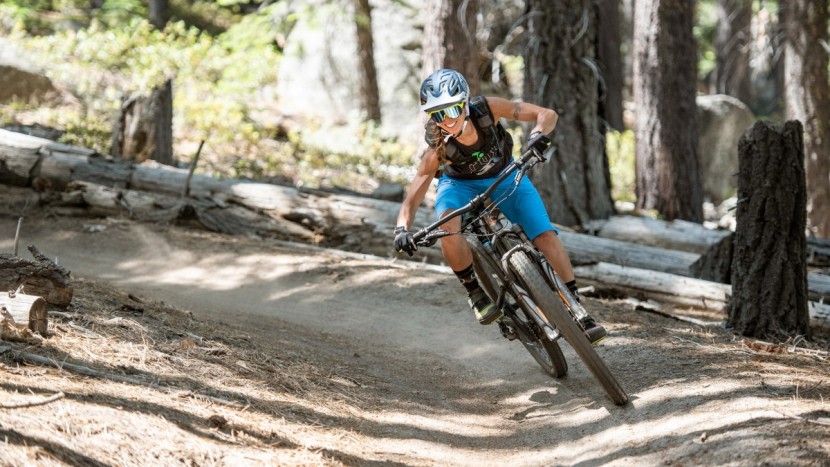 cannondale habit 1 carbon for women - despite the big wheels, the habit feels highly maneuverable, it eats...