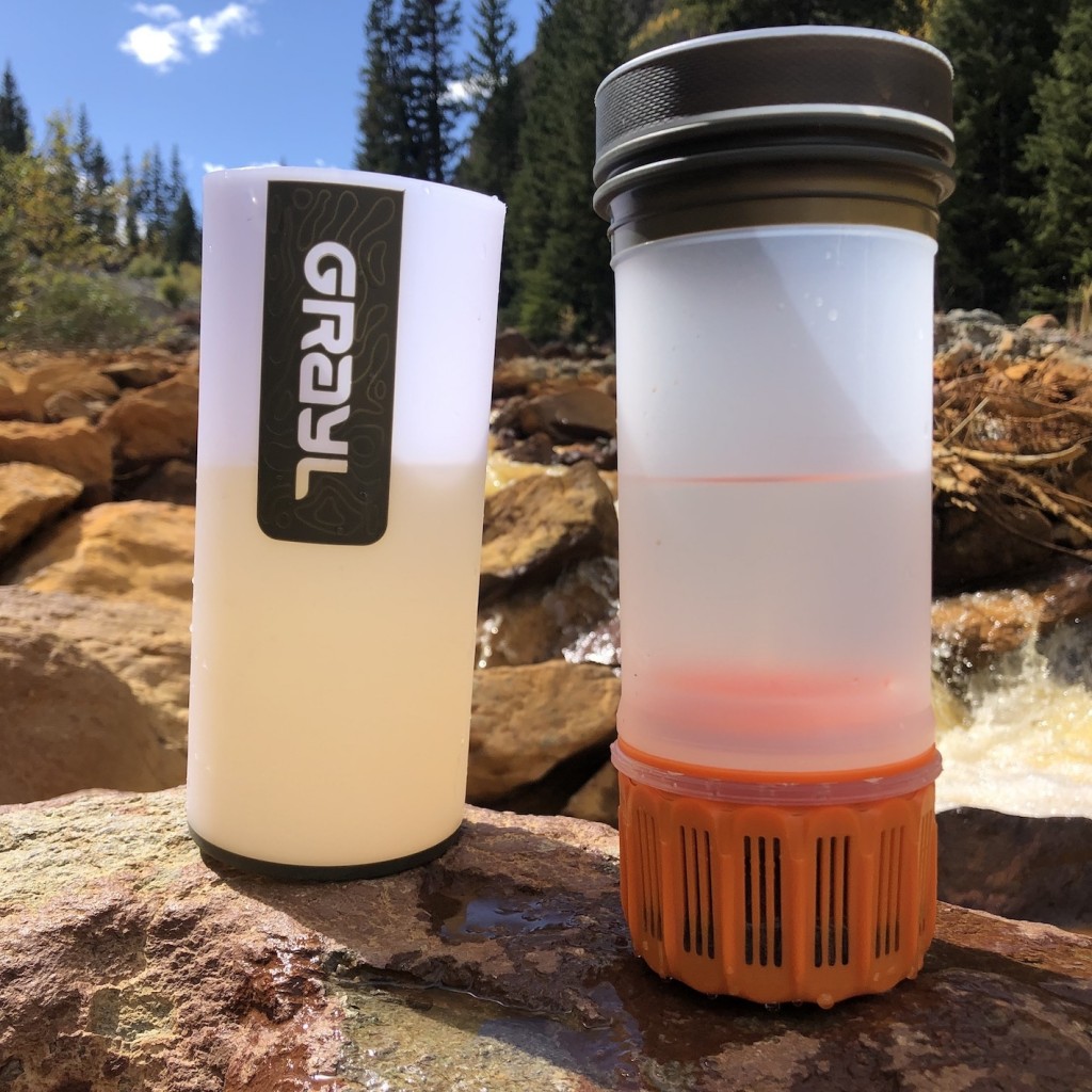 Small Collapsible Water Bottle With Carbon Filter For Hiking