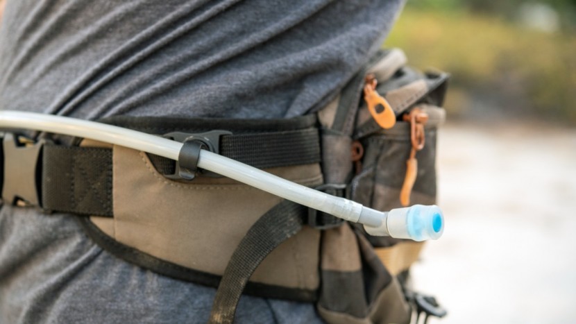 dakine hot laps 5l - the magnetic hose clip on the hot laps is a little more finicky than...