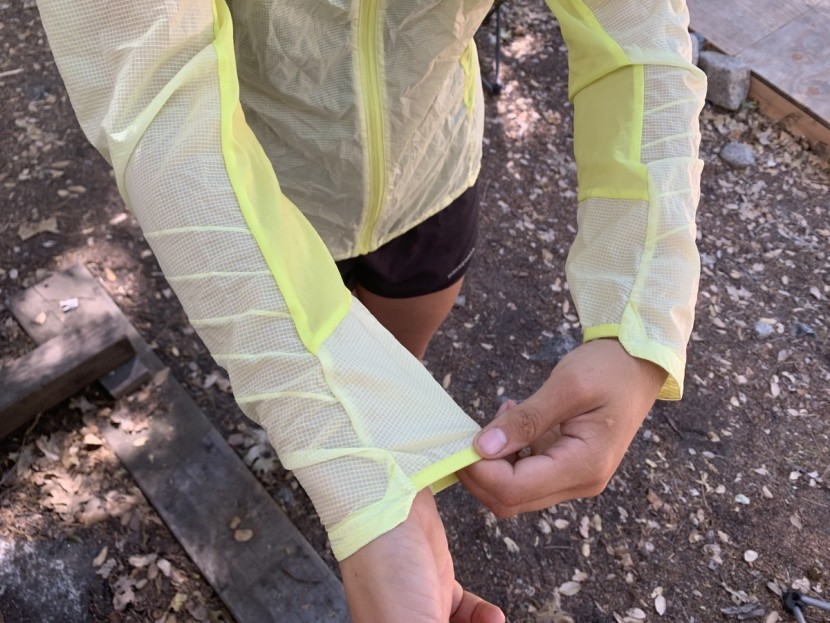 arc&#039;teryx cita sl for women - this jacket fits well from collar to wrist.