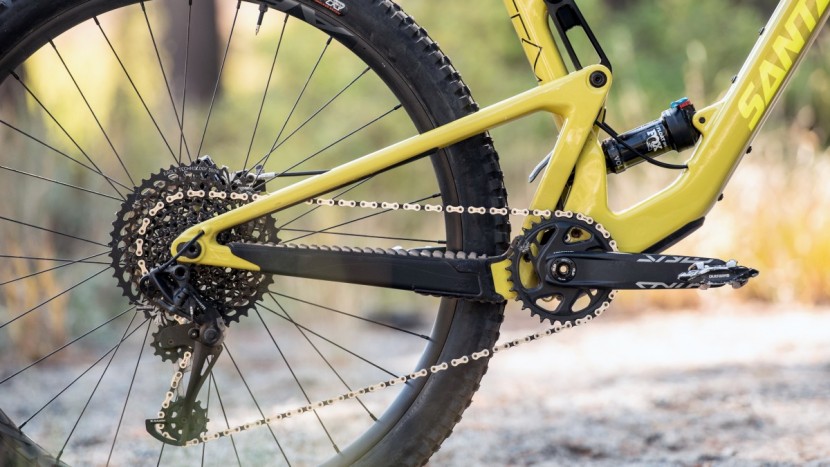 the sram gx eagle drivetrain is nothing flashy but it works well...