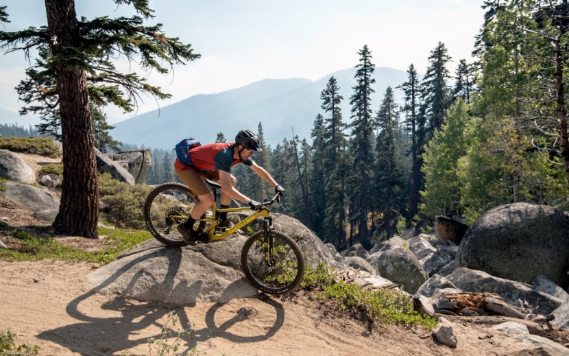 santa cruz tallboy carbon c s - it&#039;s not exactly playful or poppy, but it&#039;s comfortable and...