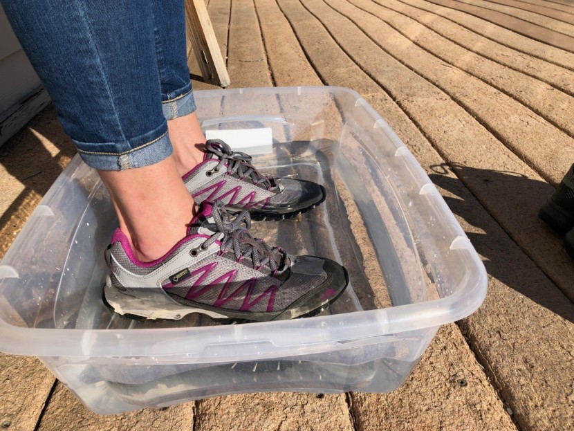 the north face ultra 110 gtx for women - the ten minute bucket test.